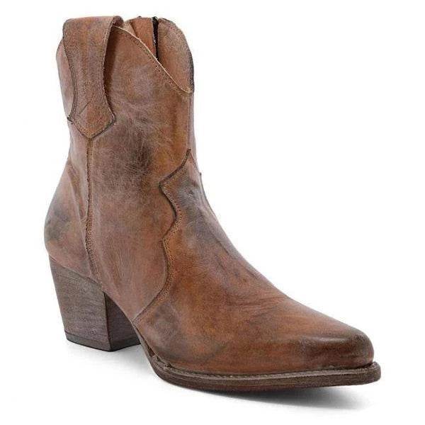 Women´s boots with pointed toe - Pasha