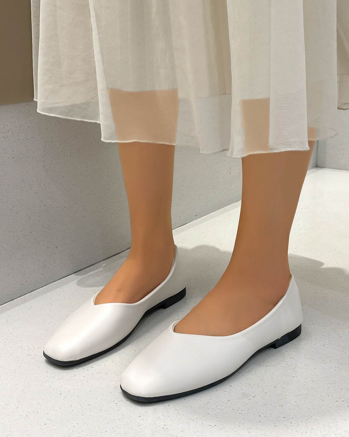 Square Toe Low Top Viscose Shoes with thick heel - Pasha