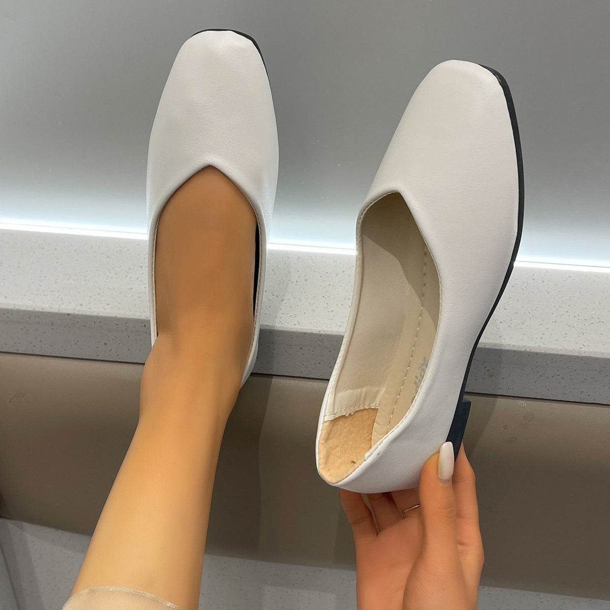 Square Toe Low Top Viscose Shoes with thick heel - Pasha