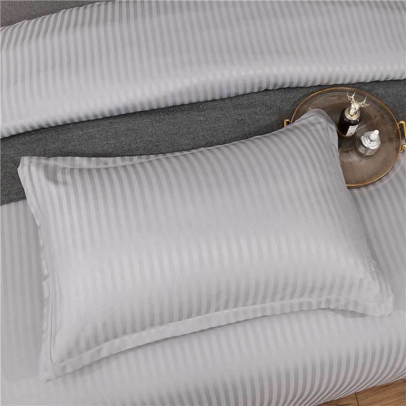 Flower Bedding Set - Satin Quilt Cover and Pillowcase 3-Piece Set - Pasha