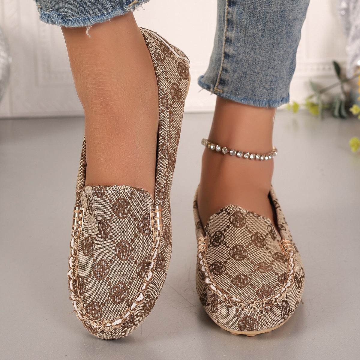 Women´s Flat Round Toe Shoes - Pasha