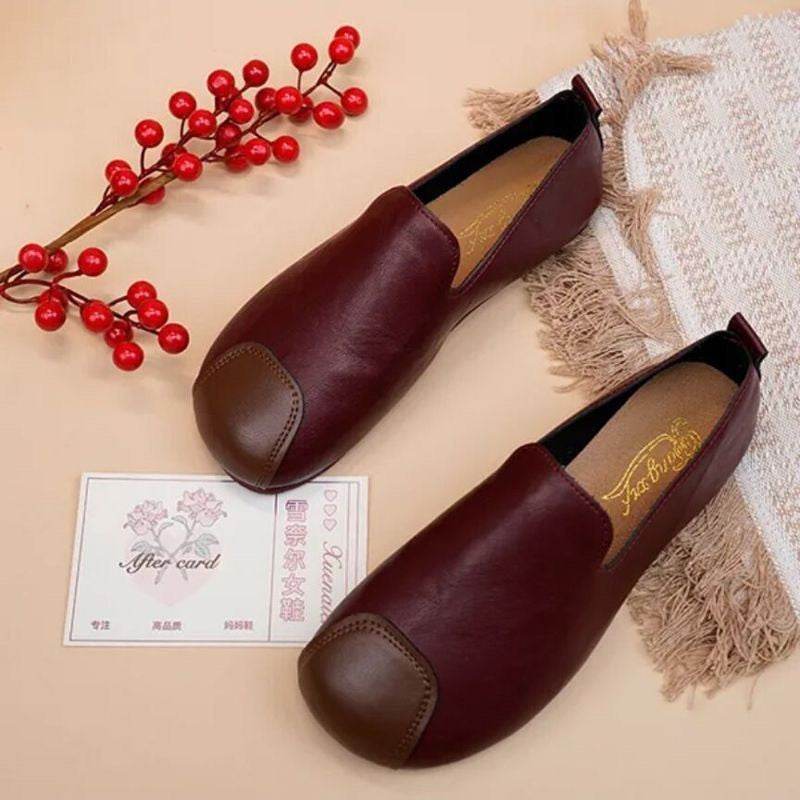 Retro Women´s Flat Shoe - Pasha