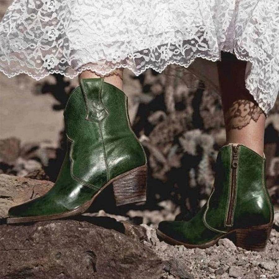 Women´s boots with pointed toe - Pasha