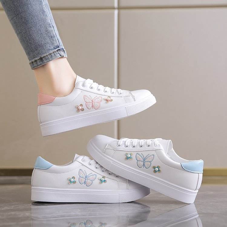Women´s Flat Low Top Sneakers - Pasha