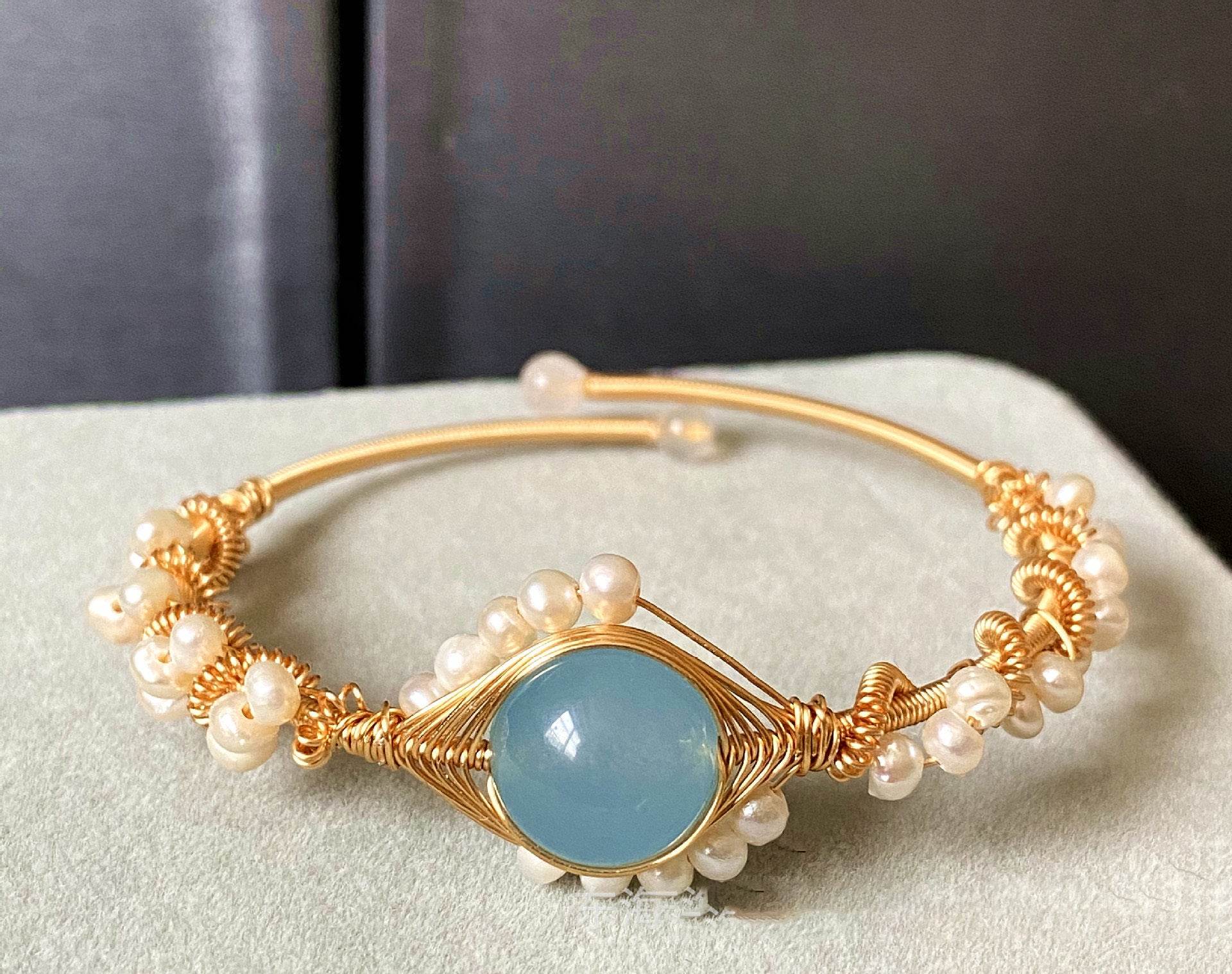 Gold 14K with White Pearls & Hailan Baohai Sapphire – Handcrafted Heart-Shaped Elegant Jewelry - Pasha