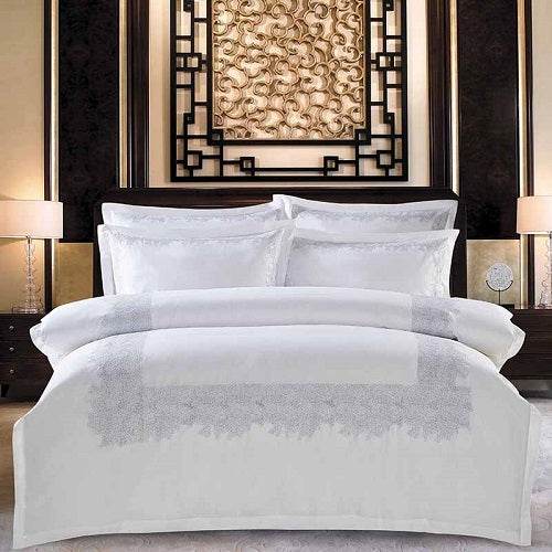 Cotton Bedding Set – Elegant 4-Piece Suite - Pasha