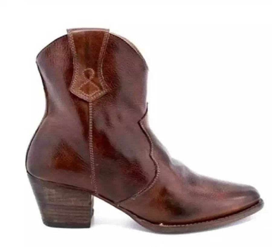 Women´s boots with pointed toe - Pasha