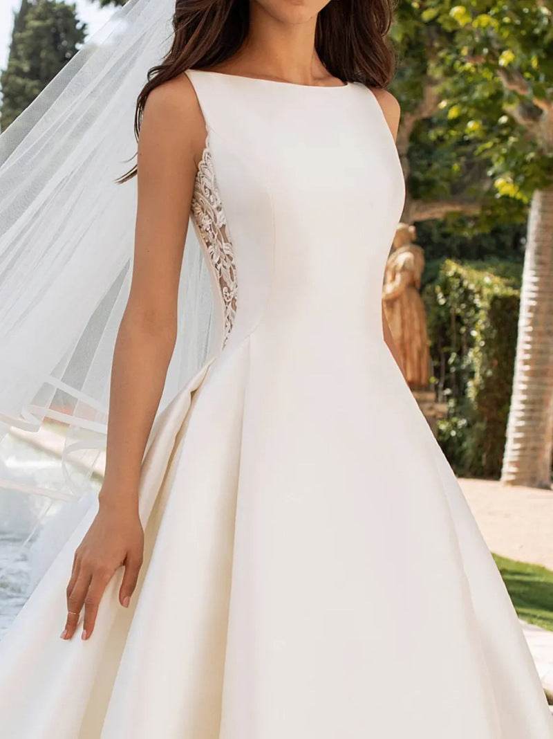 Vintage Lace Satin Wedding Dress – French Retro Gown - Pasha