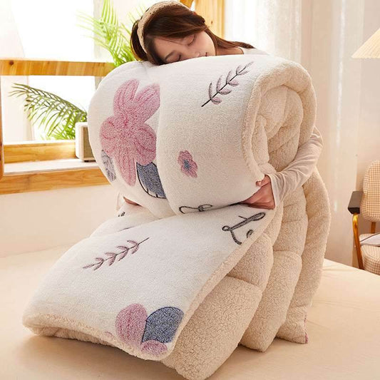 Winter Lamb Velvet Quilt – Warm & Thick Bedding - Pasha